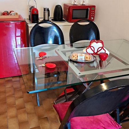 Al Nido Delle Rondini Appartement Vaprio dʼAdda Buitenkant foto